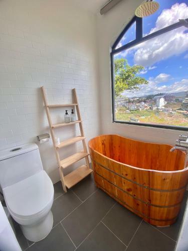 Hotel The Bloom Dalat