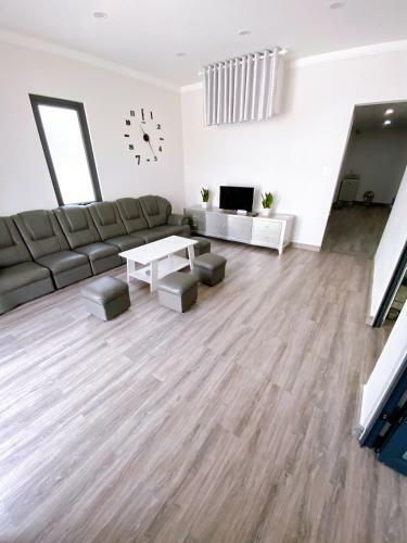 Christyhome - ?� L?t
