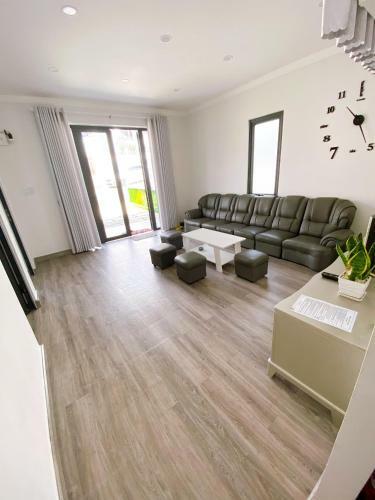 Christyhome - ?� L?t