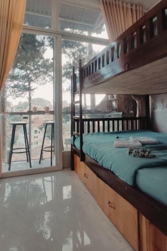 Apartamento Tr�i Th�ng Nh?