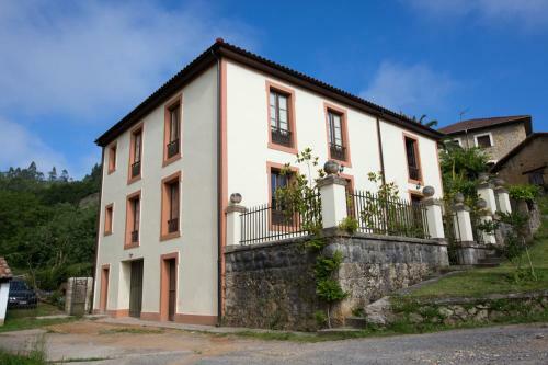 Agroturismo Casona De La Vega