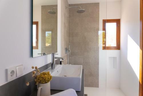 New Luxury Villa - Es Pujol De Na Rita