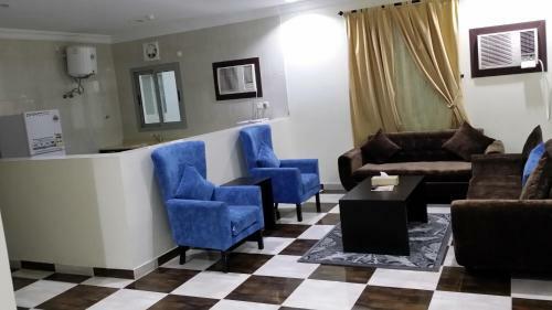 Crown East Apartment Hotel
