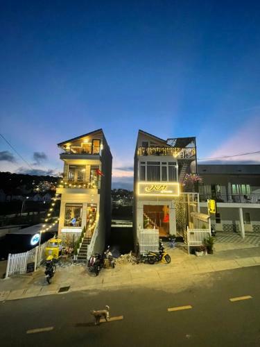 Hostal Rymy House