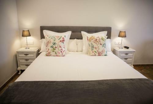 Hotel Pe�as Blancas