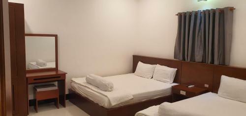 Hotel Kh�ch S?n V�n Nhi