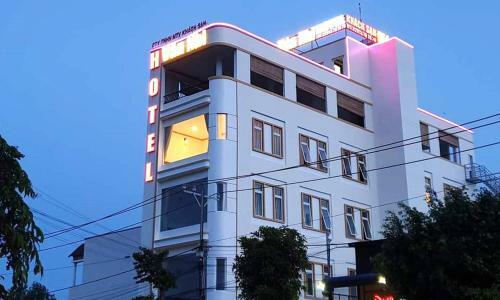 Hotel Kh�ch S?n V�n Nhi