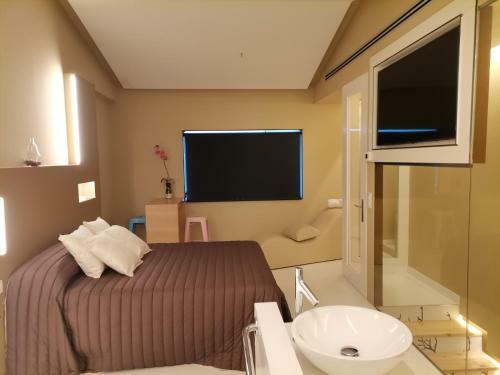 Motel Latino