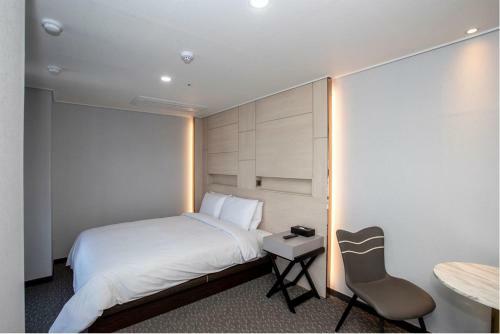 Griffinbay Hotel