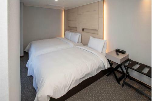 Griffinbay Hotel