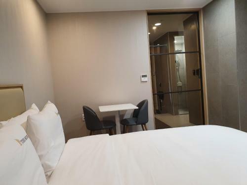 The Muse Hotel