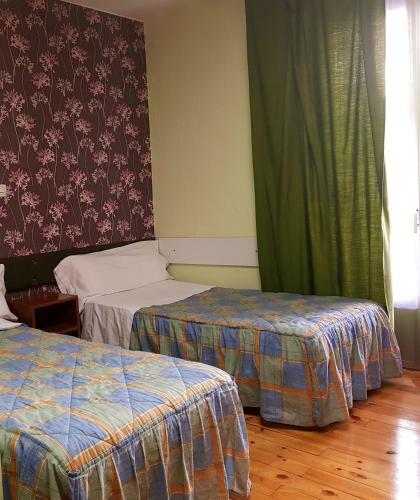 Hostal Padre Isla 1