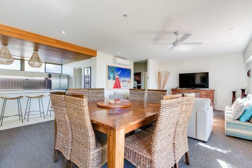 Apartamentos Nautilus Beachfront Villas & Spa
