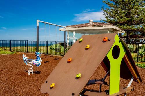 Apartamentos Nautilus Beachfront Villas & Spa