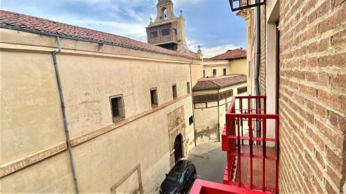 Apartamento Housingleon- Barrio H�medo (Plaza Del Grano)