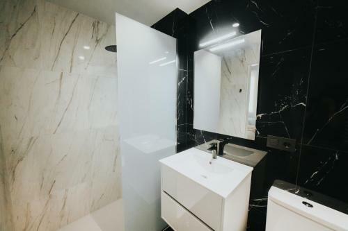 Apartamentos Mk77 Le�n - Palomera