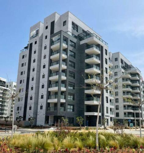 New - Big! Luxury Family Apartment - 5 Min From Tlv