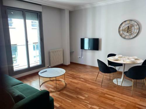 Apartamento Maison San Isidoro - Garaje Y Wifi Gratuito