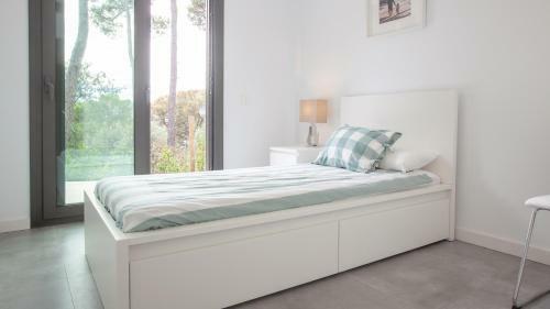 Villa 4 Bedroom Contemporary House, Llafranc, Costa Brava