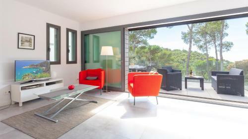 Villa 4 Bedroom Contemporary House, Llafranc, Costa Brava