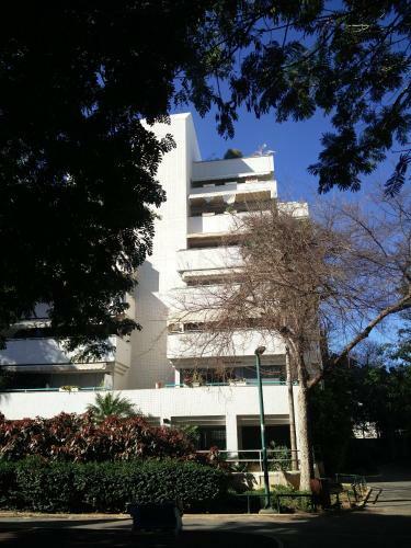 Herzelia Rooftop Special 2 Room Apartment