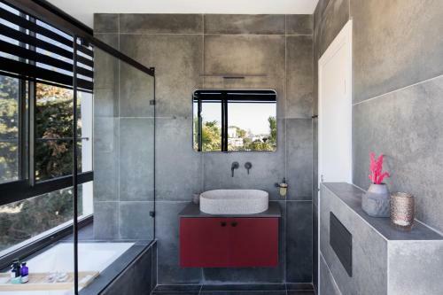 Urbanica Carmel- Boutique Aparthotel