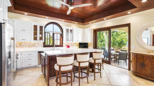 Sandcastle Villa & Beach House