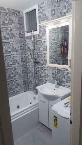 Room/rooms For 1/2 Guests