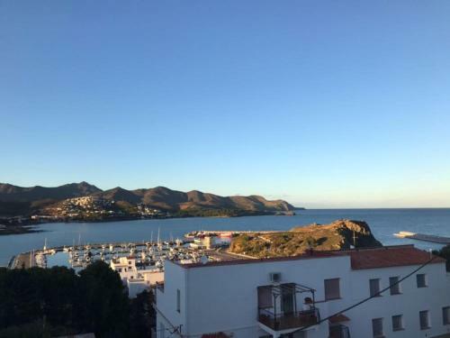 Apartamento �tico Vistas Llan��