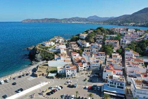 Apartamento Port De Llan�a , La Miranda