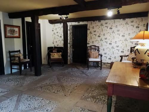 La Casona De La Vega