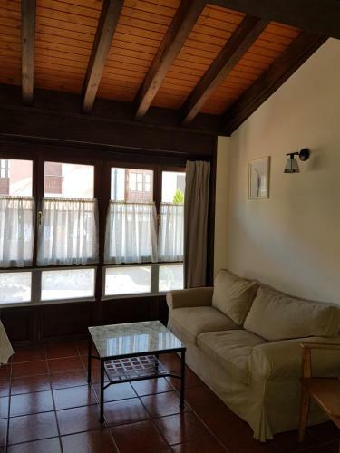 Apartamentos Rurales Marrubiu Playa De Poo
