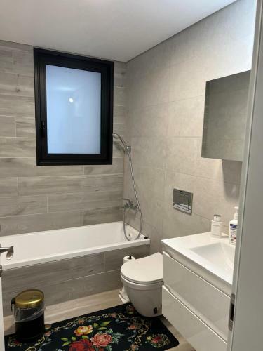 New Apartment Close To Beach & Bengurion