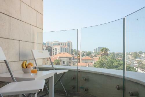 Apartamento German Colony Luxurious / 2 Bdrms Apt By Port City