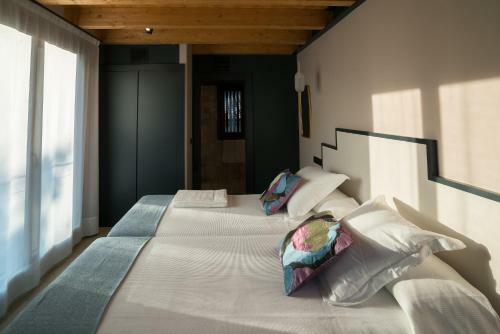 Apartamentos La Santilar