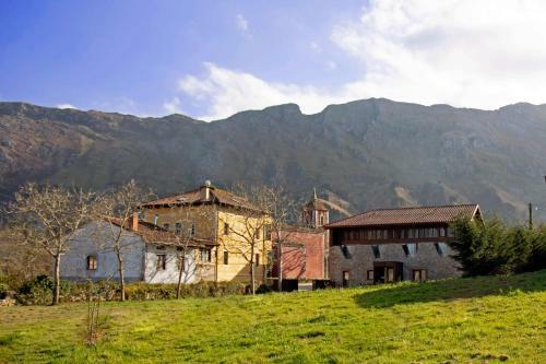 Apartamentos La Santilar