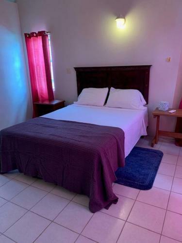 Neem View Apartment #8