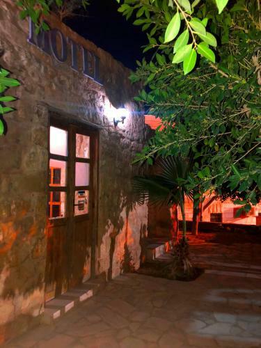 Hostal The Orient Home