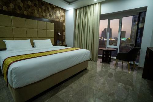 Grand Mirage Hotel