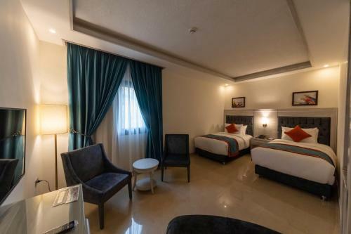 Petra Canyon Hotel