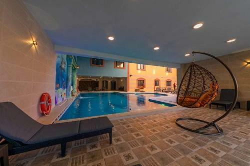 Petra Canyon Hotel