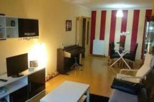 Apartamento Piso En Los Corrales de Buelna (Cantabr�a)