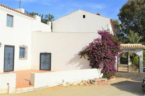 Mojacar Farmhouse Apartments With Pool