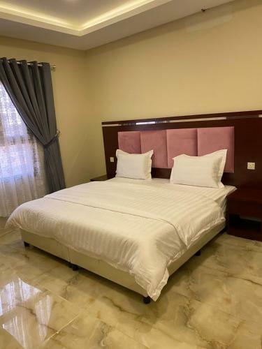 Hotel Abahi Residence ????? ???????