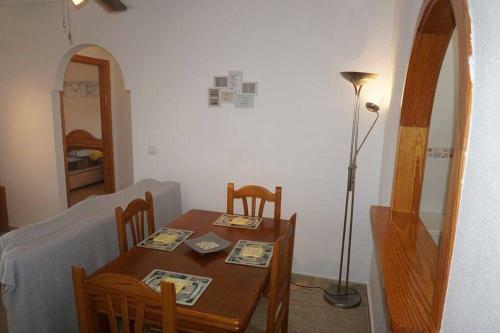 Spacious 2 Bedroom Apartment With Communal Pool