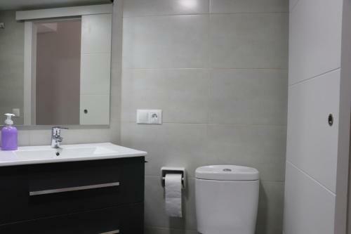 Apartamento Primer�sima Linea de Playa de Gandia Vt-45633-v