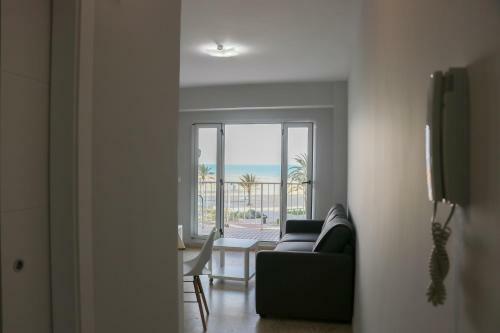 Apartamento Primer�sima Linea de Playa de Gandia Vt-45633-v