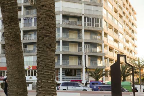 Apartamento Primer�sima Linea de Playa de Gandia Vt-45633-v