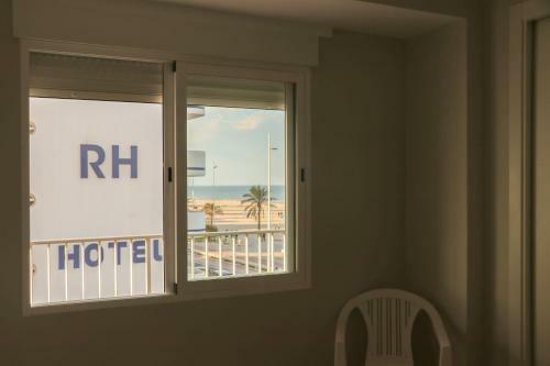 Apartamento Primer�sima Linea de Playa de Gandia Vt-45633-v