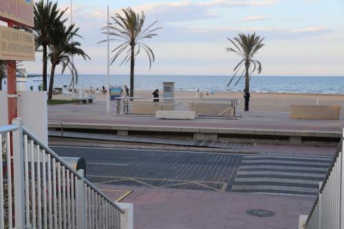Apartamento Primer�sima Linea de Playa de Gandia Vt-45633-v